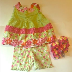Gymboree outfit (used)  w old navy sandals (new)